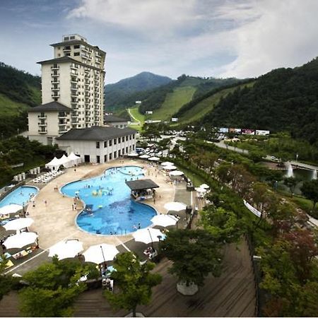 乐土江村度假村 春川 外观 照片
