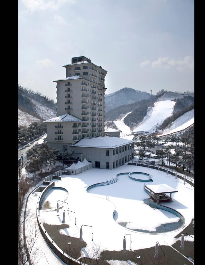 乐土江村度假村 春川 外观 照片